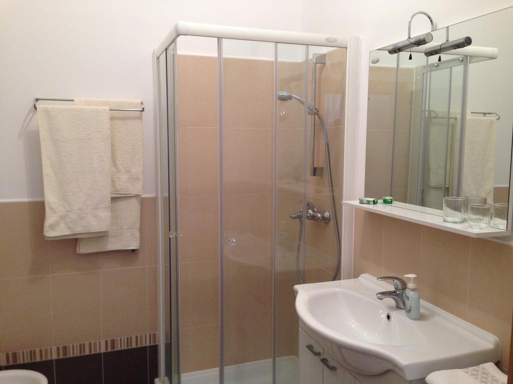 Apartment Duncovich ツレス 部屋 写真